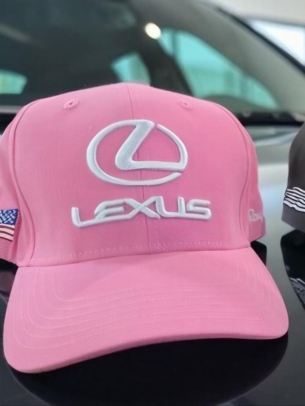 LEXUS BASEBALL CAP BRAND NEW PINK - Picture 4 of 4